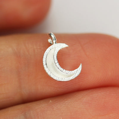 Charms 2pcs Stardust 925 Sterling Silver  Jewellery findings Charm Beads ,Moon  charm, 8mm, 1mm closed jump ring