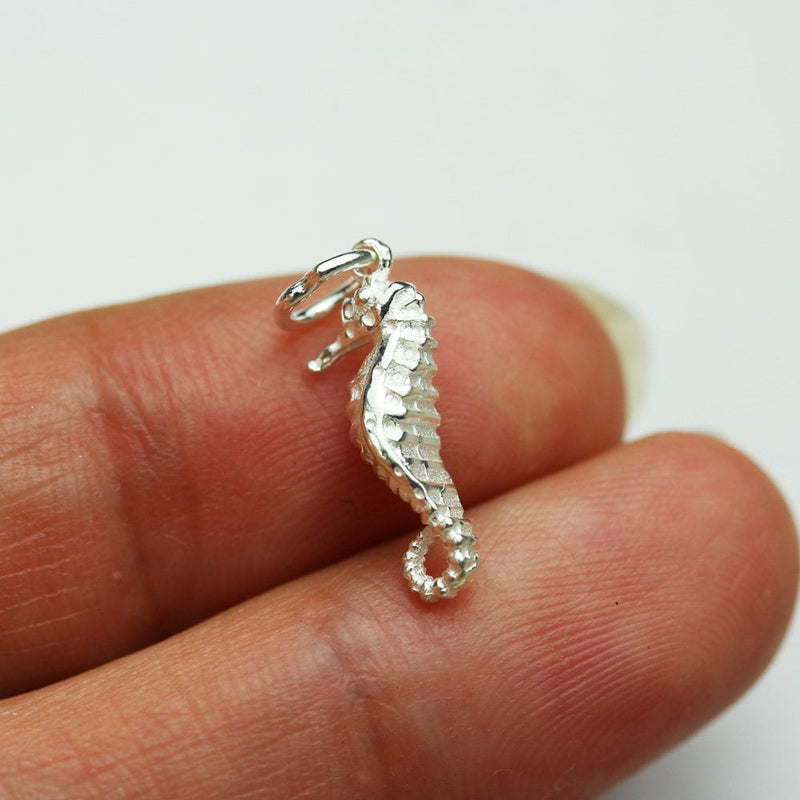 Charm 2pcs 925 Sterling Silver Jewellery findings Charm Beads , Sea horse charm, 7*15mm, 6mm closed jump ring