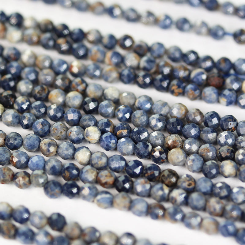 3mm facetd Sapphire, 15.5 inch  Beatuiful Gemstone Strand, Center drilled Faceted Round shape, about 100 beads