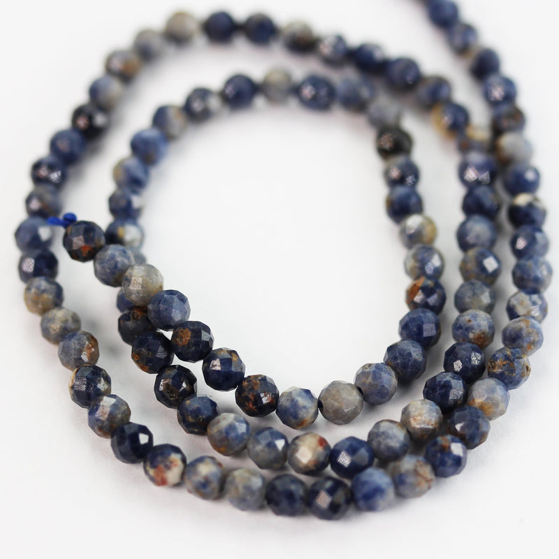 3mm facetd Sapphire, 15.5 inch  Beatuiful Gemstone Strand, Center drilled Faceted Round shape, about 100 beads