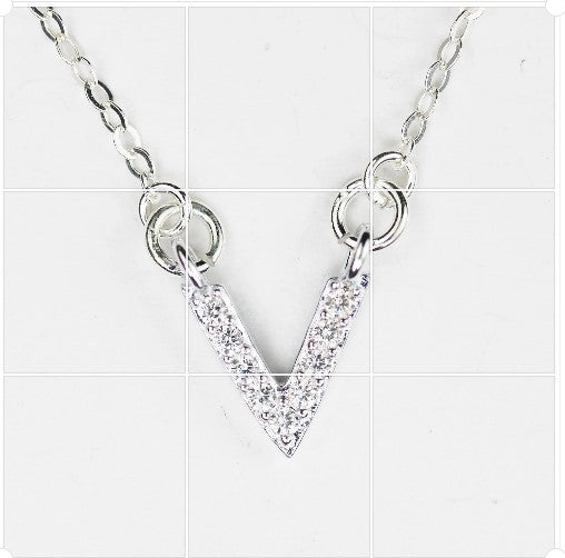2pcs 925 Sterling Silver with Cubic Zirconia Jewellery findings Pendant/Charm Beads , "V" charm, 10*11mm, with 2 closed 1mm Ring
