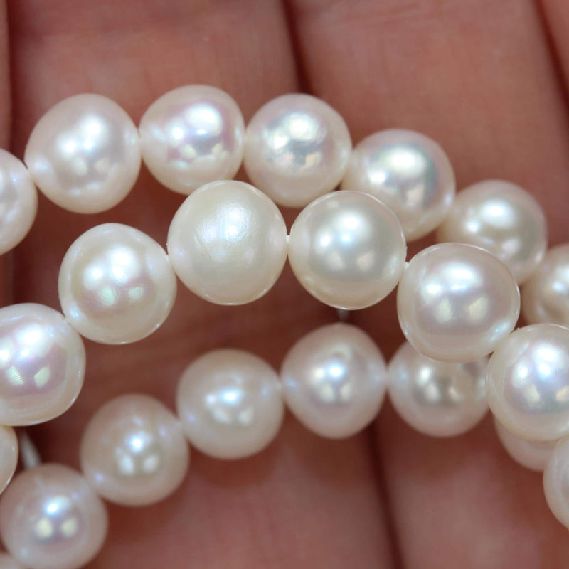 5-6mm White Round Freshwater Pearl Strands,16 inch, about 70 beads,0.6mm hole